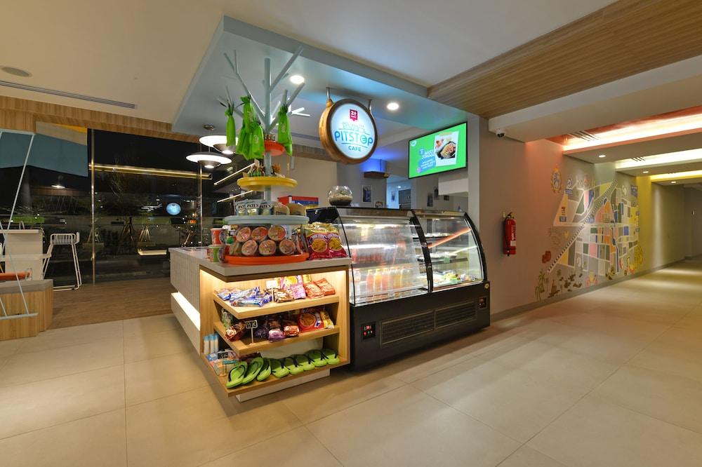 Pop! Hotel Solo Surakarta (Solo) Exterior foto